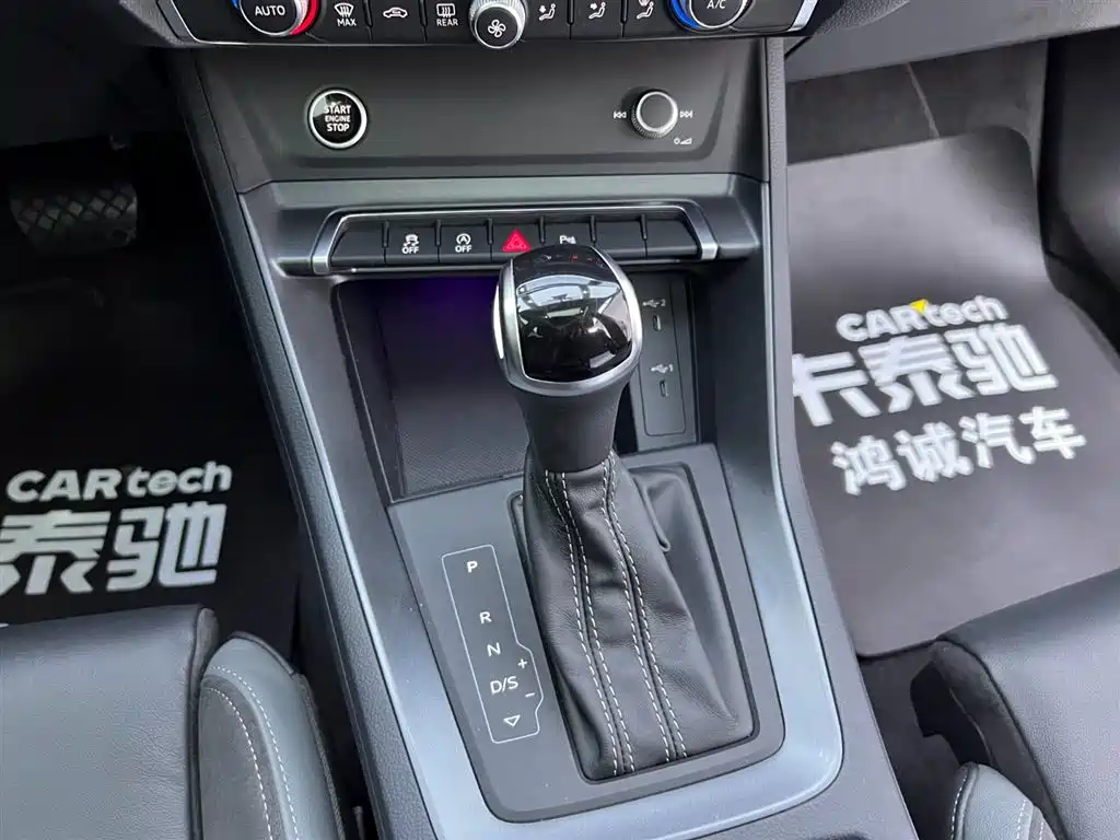 Audi Q3 Sportback 2023 — фото 24