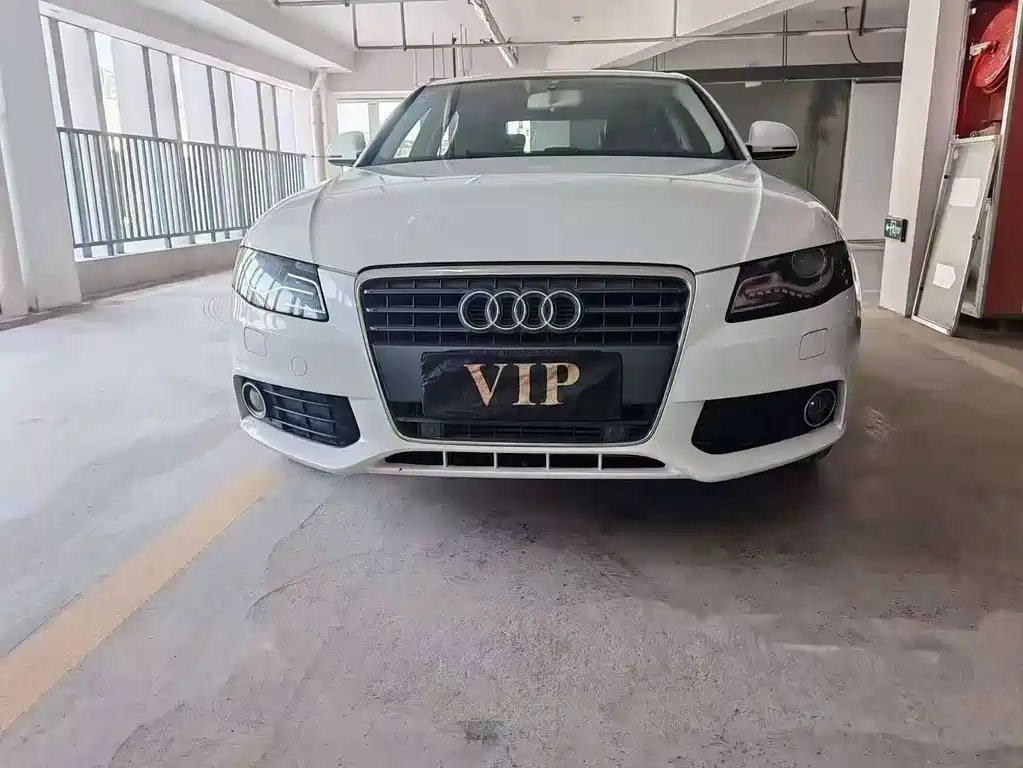 Audi A4L 2012