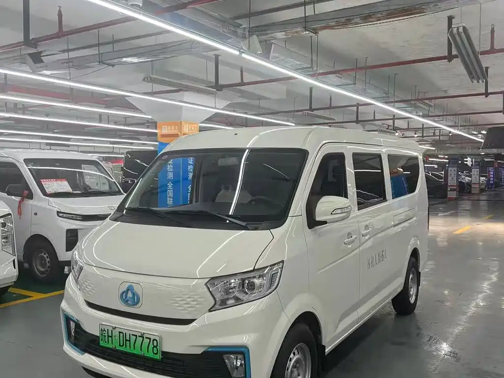 Kuayue Star V5 EV 2025 — фото 1
