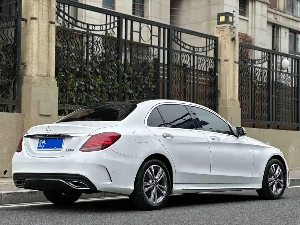 Mercedes-Benz C-Class 2021 — фото 6