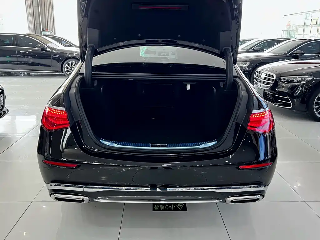 Mercedes-Benz Maybach S-Class 2024 — фото 29