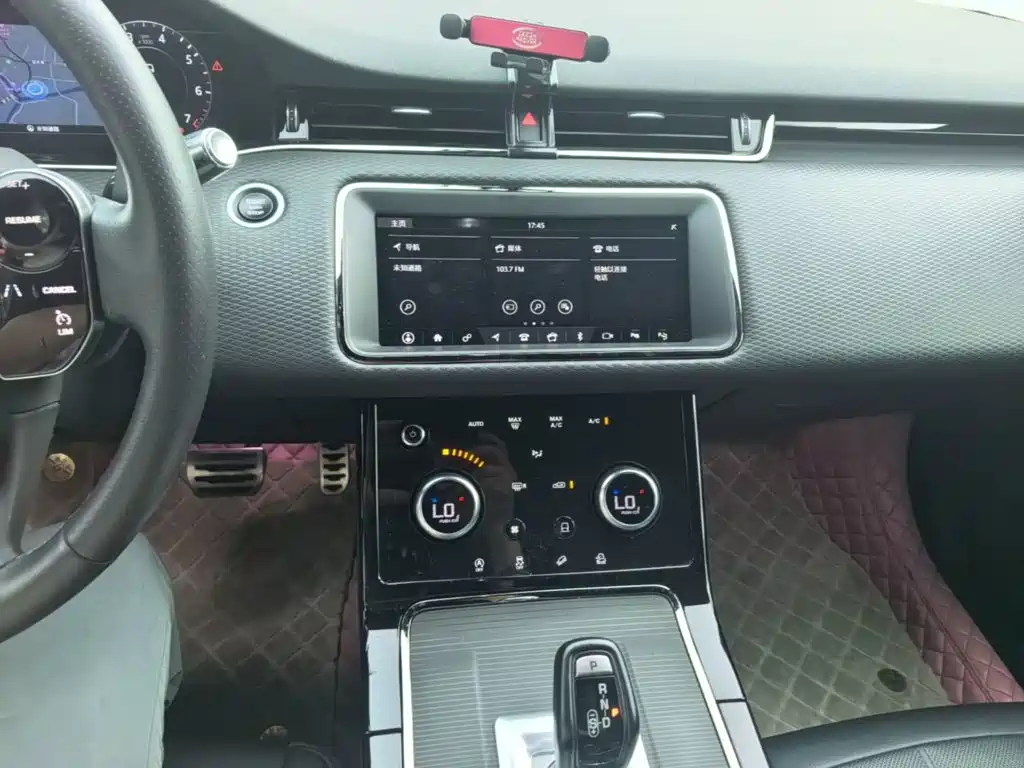 Land Rover Range Rover Evoque 2021 — фото 9
