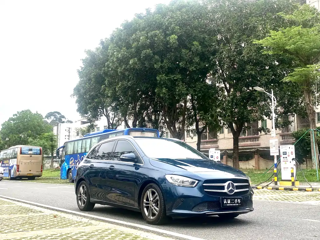Mercedes-Benz B-Class 2020 — фото 4