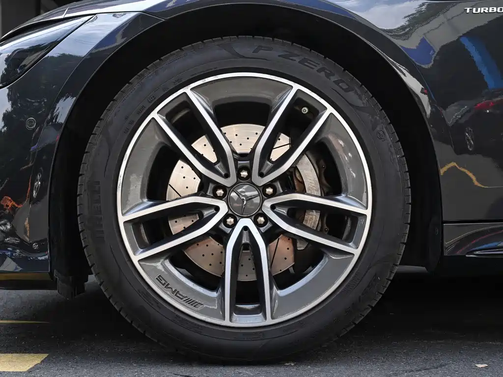 Mercedes-Benz AMG GT 2020 — фото 17