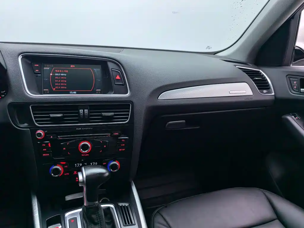Audi Q5 2016 — фото 16