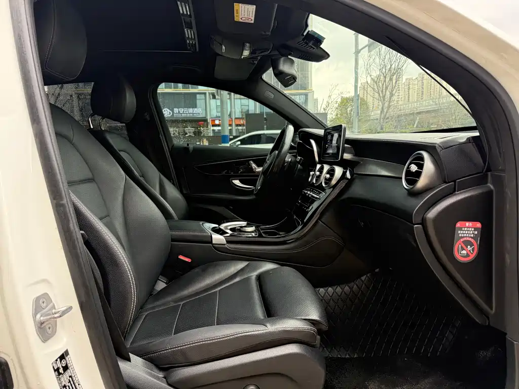 Mercedes-Benz GLC Coupe 2018 — фото 10