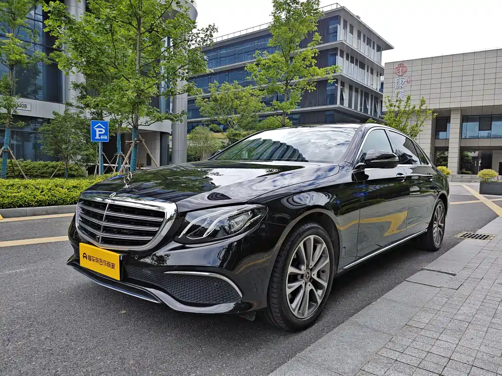 Mercedes-Benz E-Class 2019 — фото 1