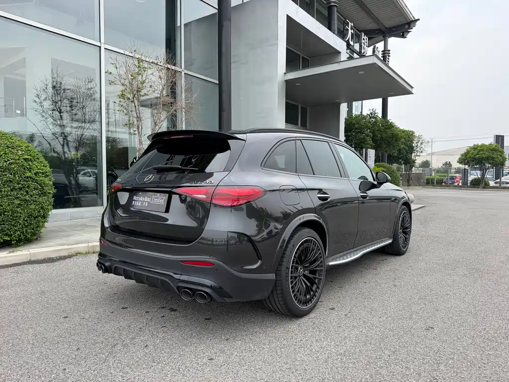 Mercedes-Benz GLC AMG 2025 — фото 5