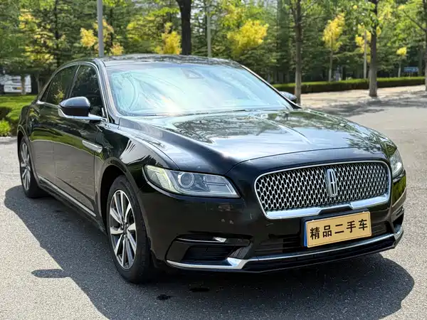 Lincoln Continental 2019