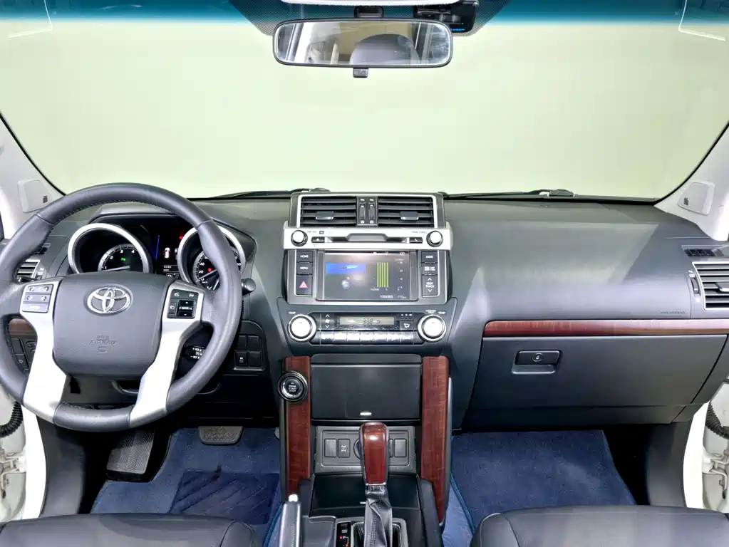 Toyota Prado 2016 — фото 9