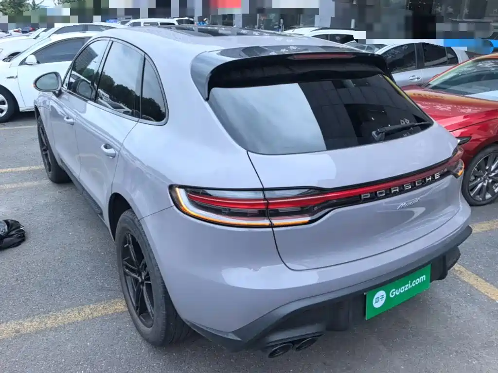 Porsche Macan 2023 — фото 23