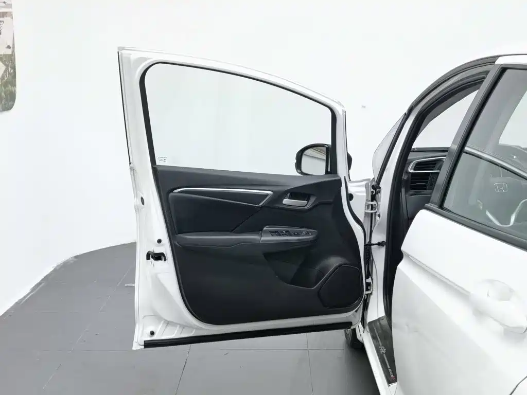 Honda Fit 2015 — фото 8