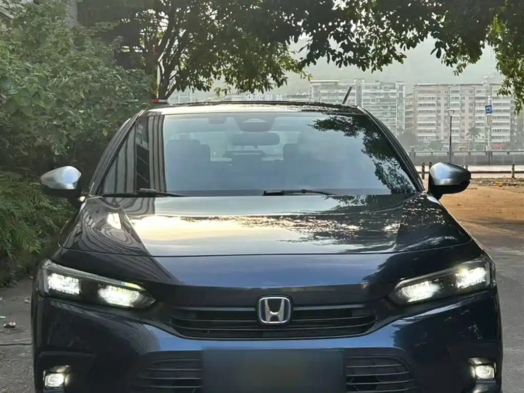 Honda Civic 2023 — фото 12