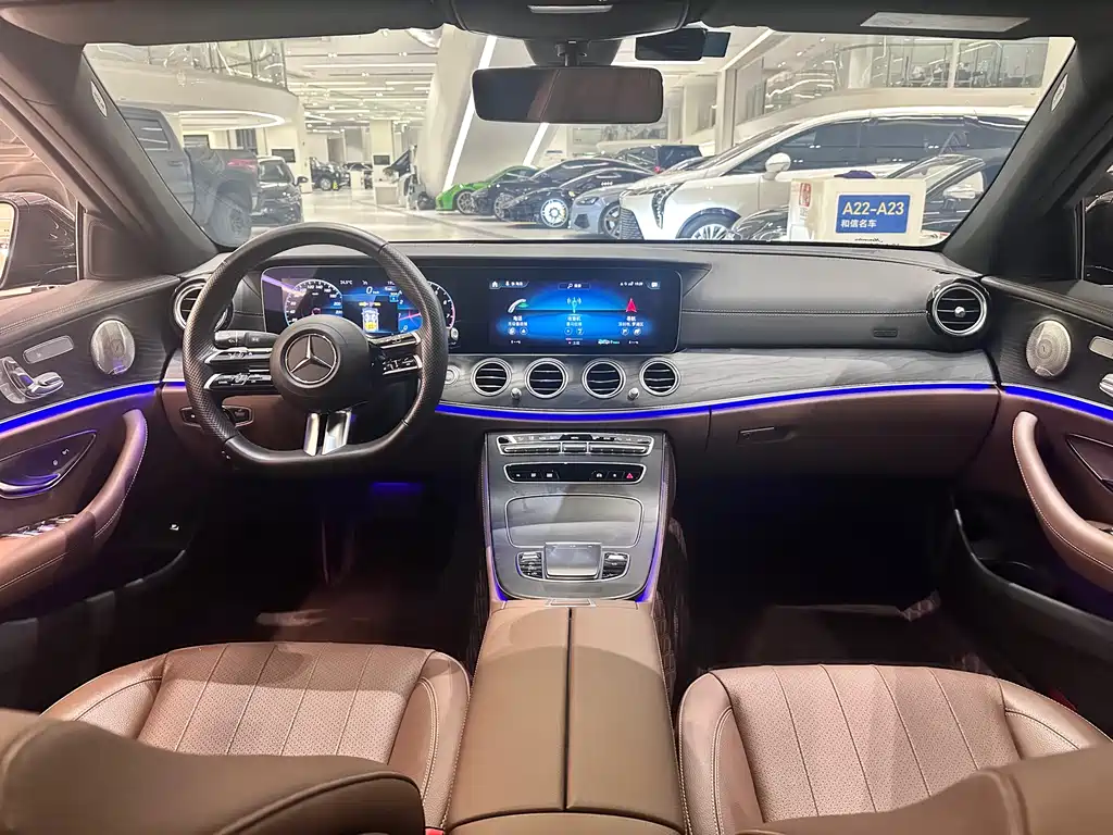 Mercedes-Benz E-Class 2023 — фото 7