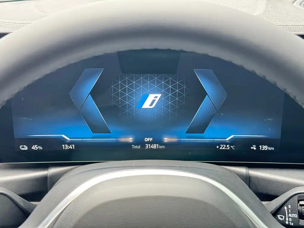 BMW i3 2024 — фото 8
