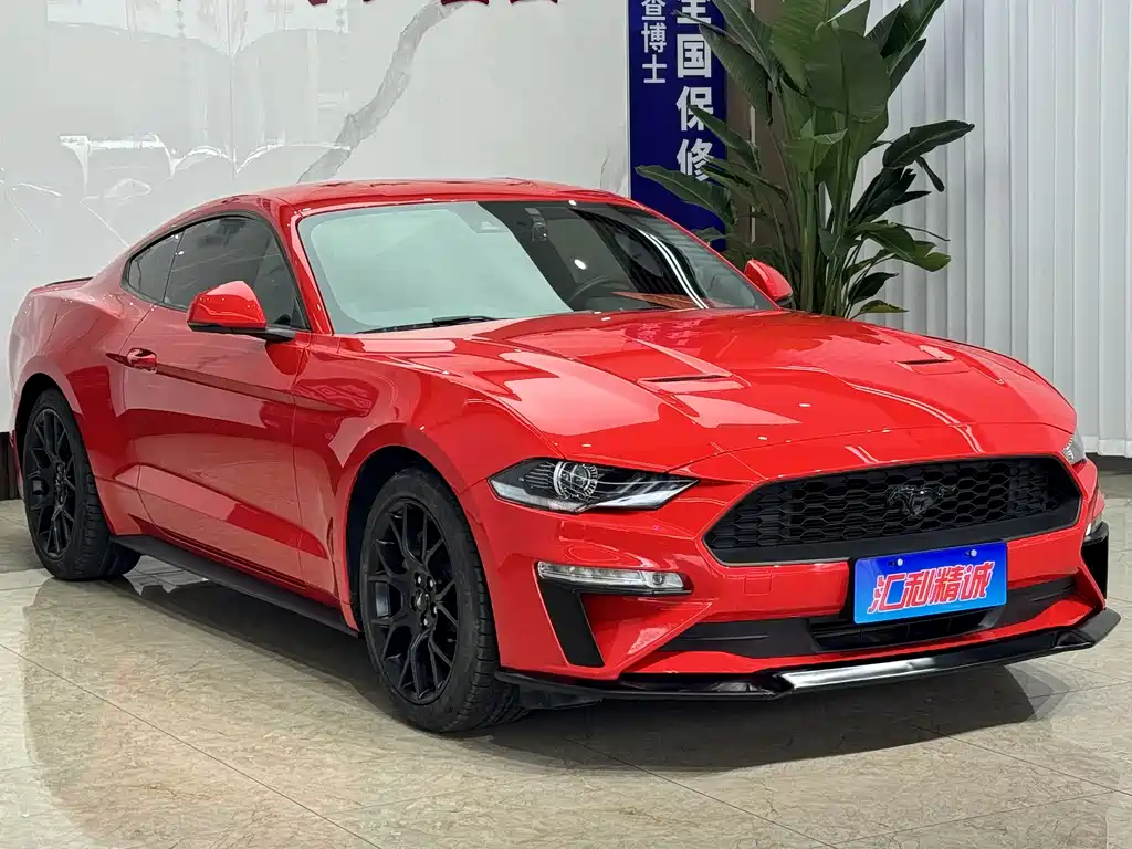 Ford Mustang 2020 — фото 3