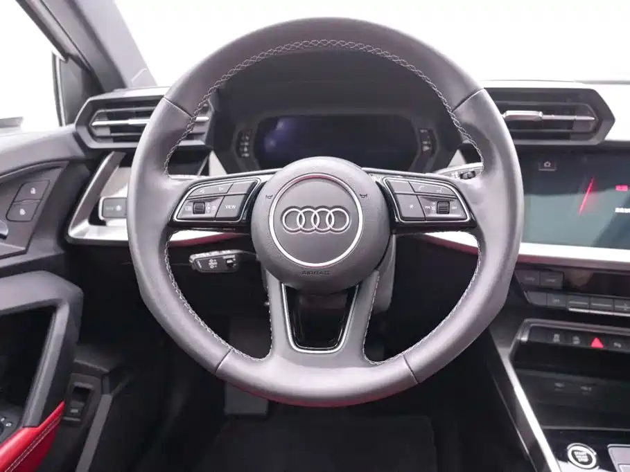 Audi A3 2023 — фото 20