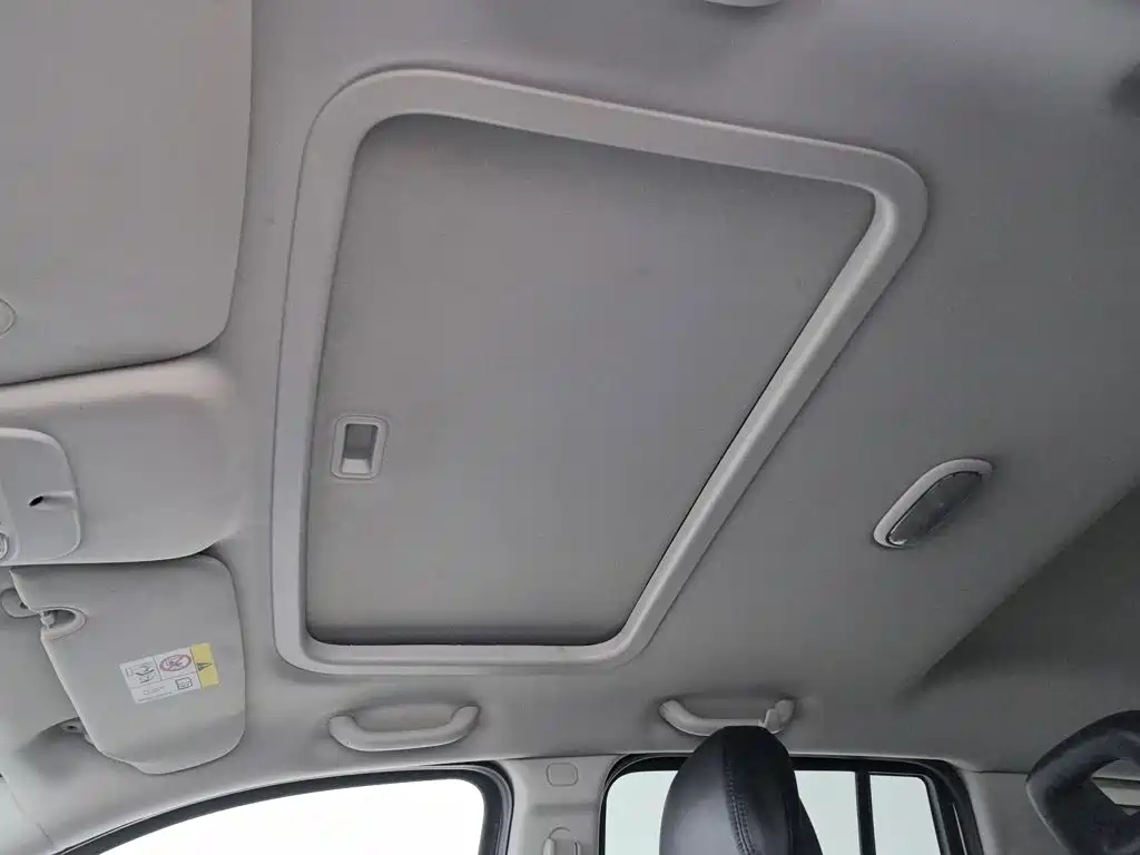 Jeep Compass 2013 — фото 14