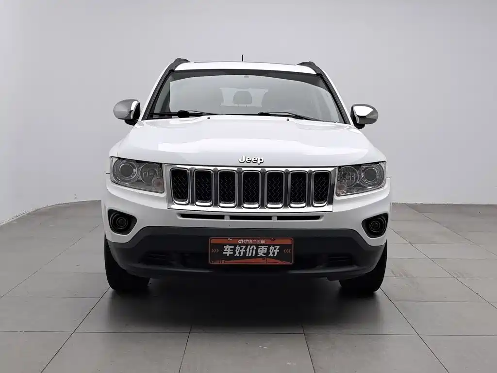 Jeep Compass 2013 — фото 3