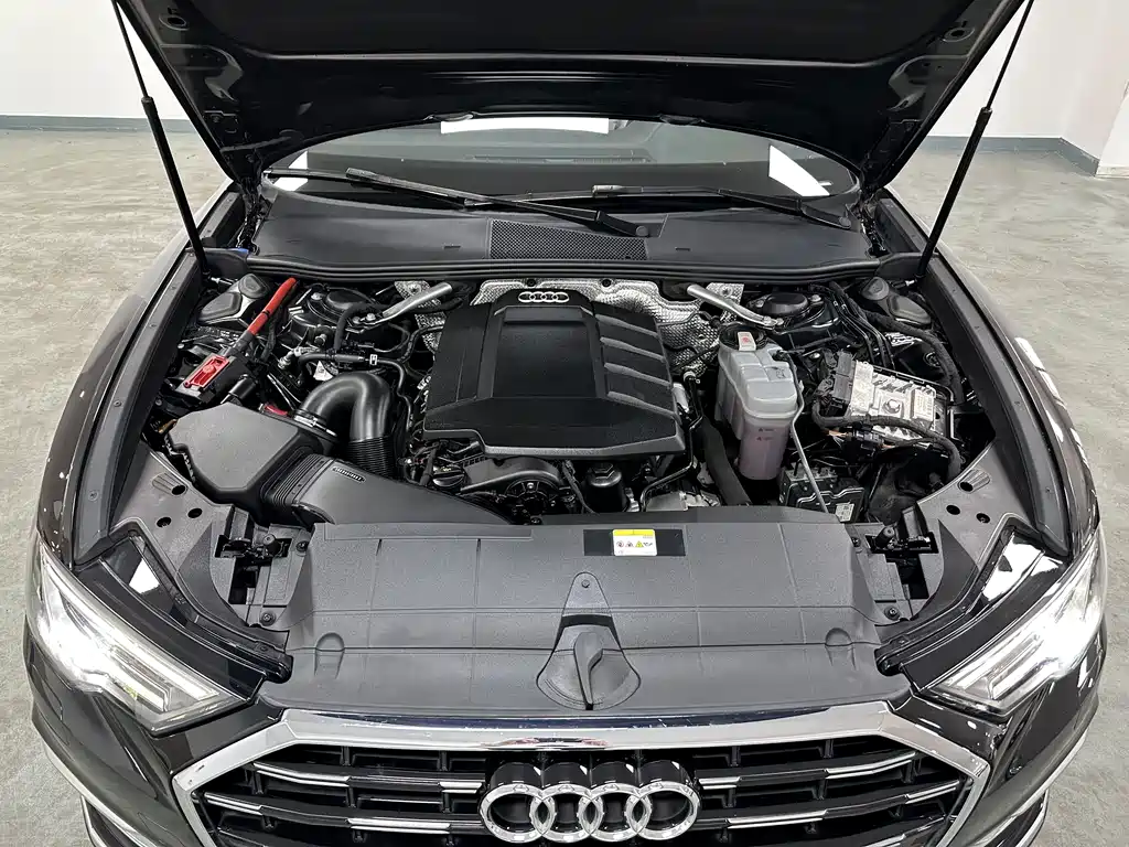 Audi A6L 2023 — фото 18
