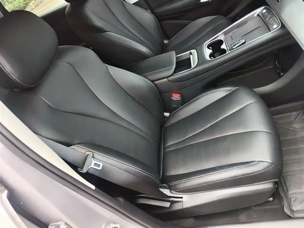 BYD Sealion 05 EV 2025 — фото 25