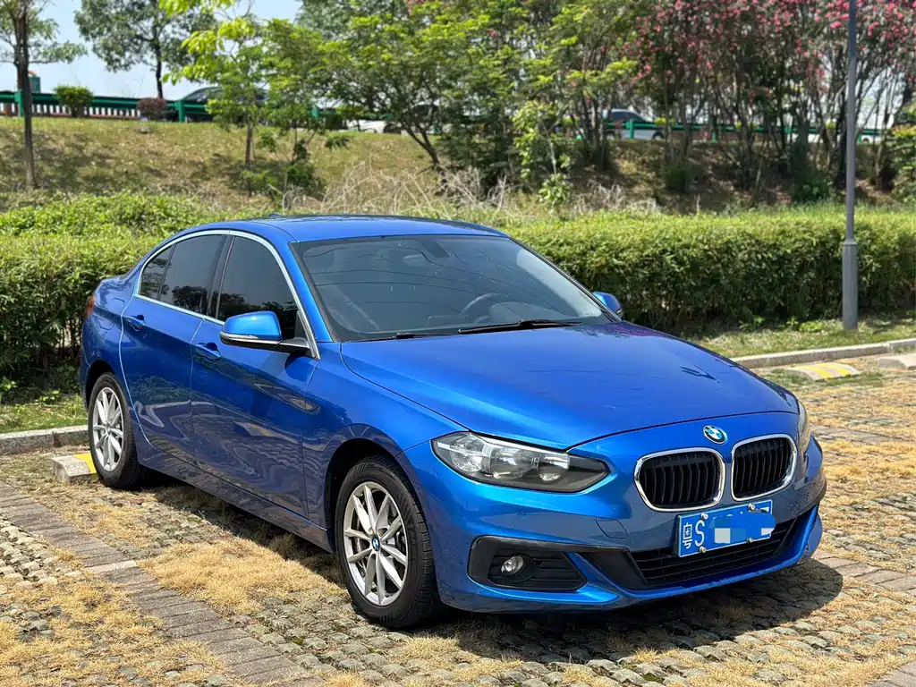 BMW 1 Series 2019 — фото 3