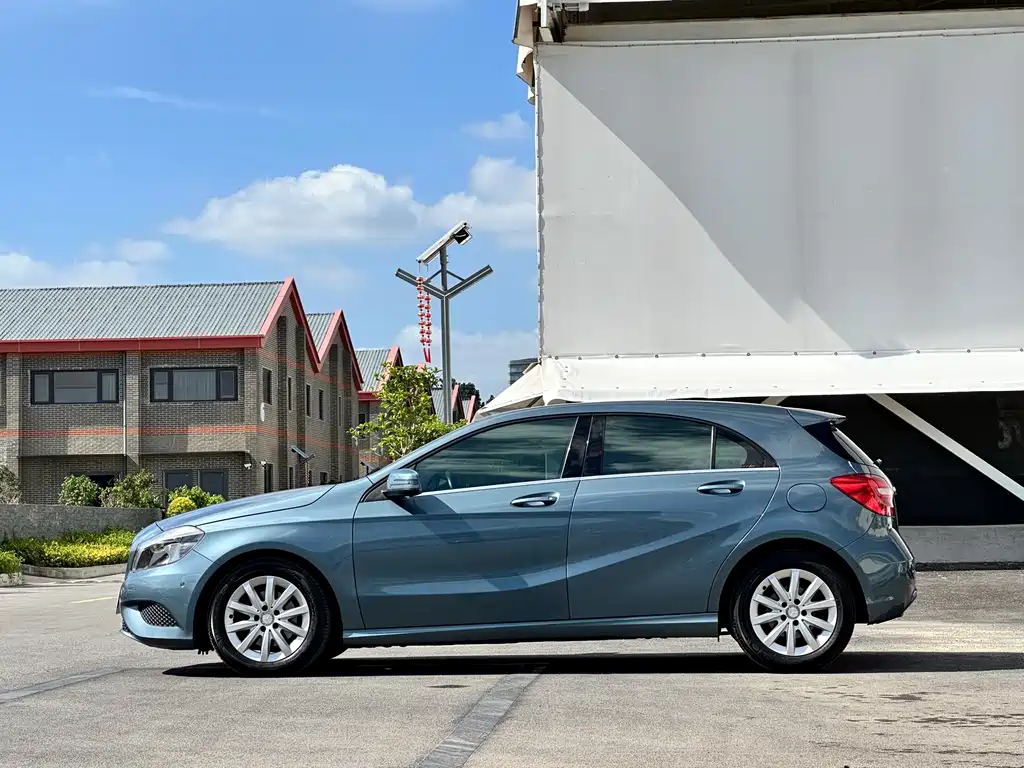 Mercedes-Benz A-Class 2014