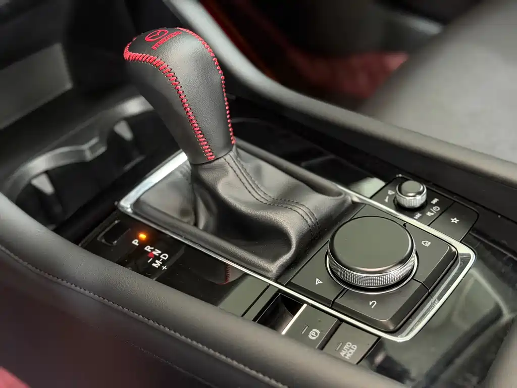 Mazda 3 Angkesela 2020