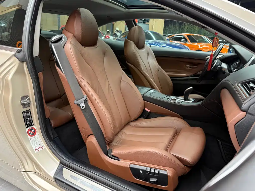 BMW 6 Series 2012 — фото 24