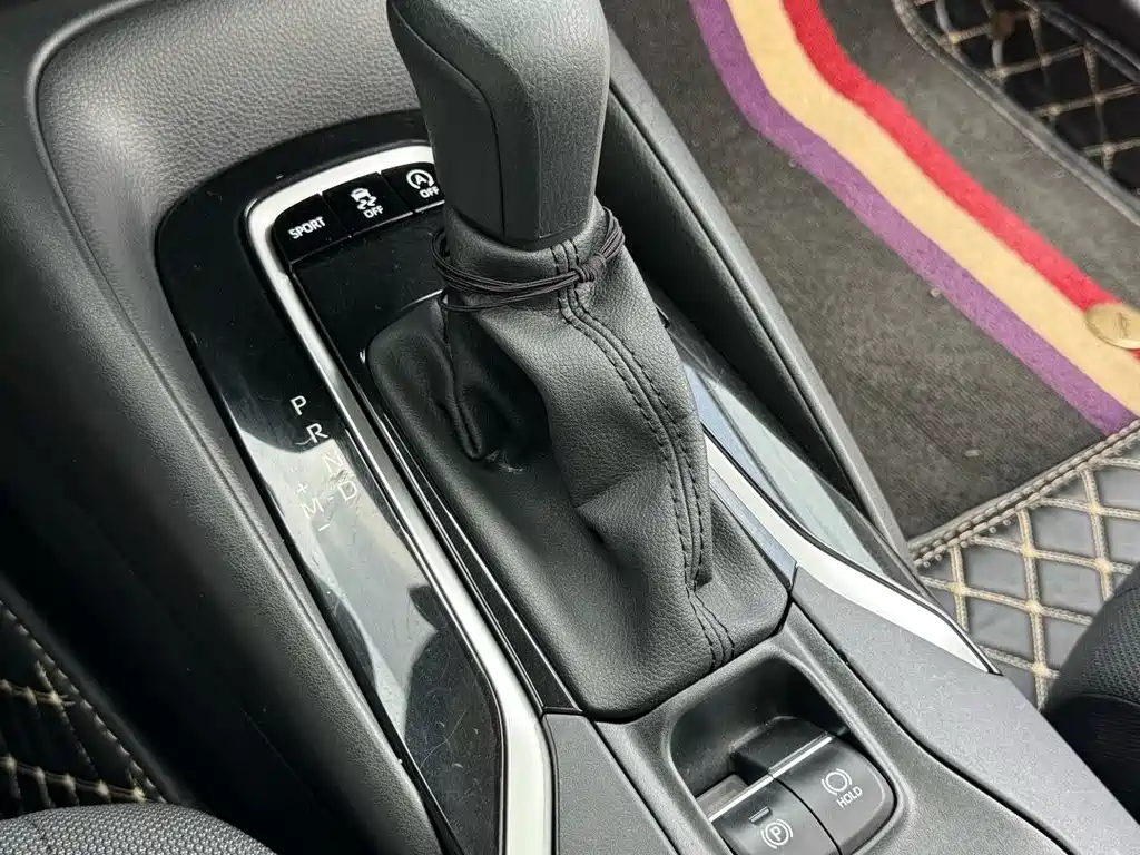 Toyota Corolla 2020 — фото 13