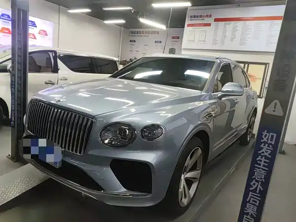 Bentley Bentayga 2023