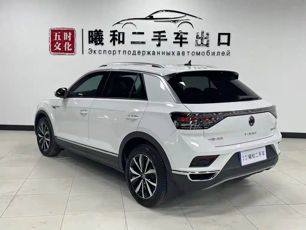 Volkswagen T-Roc 2023