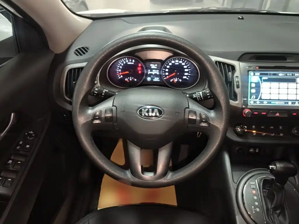 Kia Sportage 2015 — фото 11