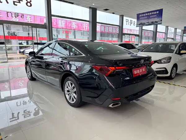 Toyota Avalon 2022