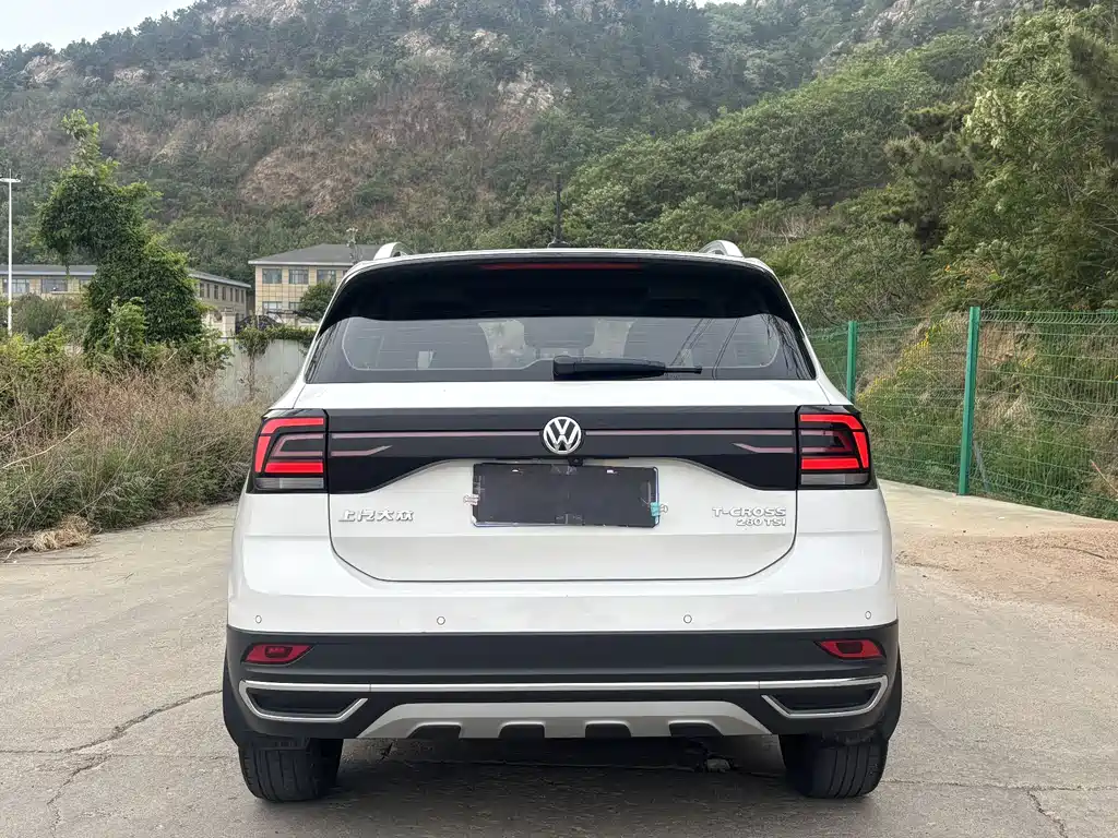Volkswagen T-Cross 2020 — фото 19