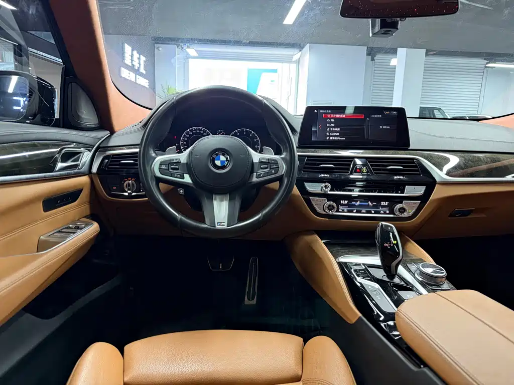 BMW 6 Series GT 2019 — фото 7