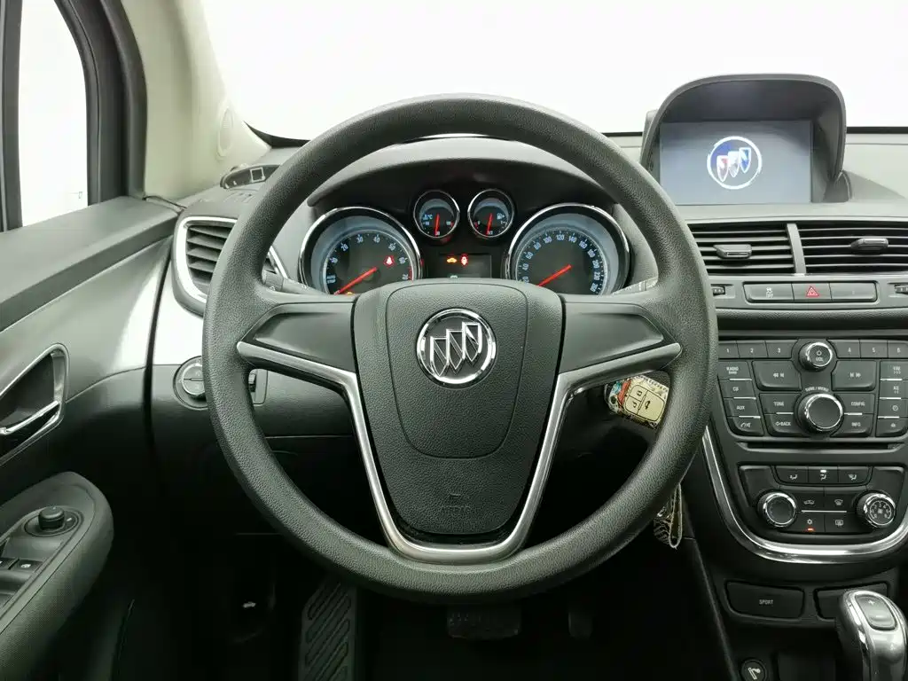 Buick Encore 2015 — фото 11