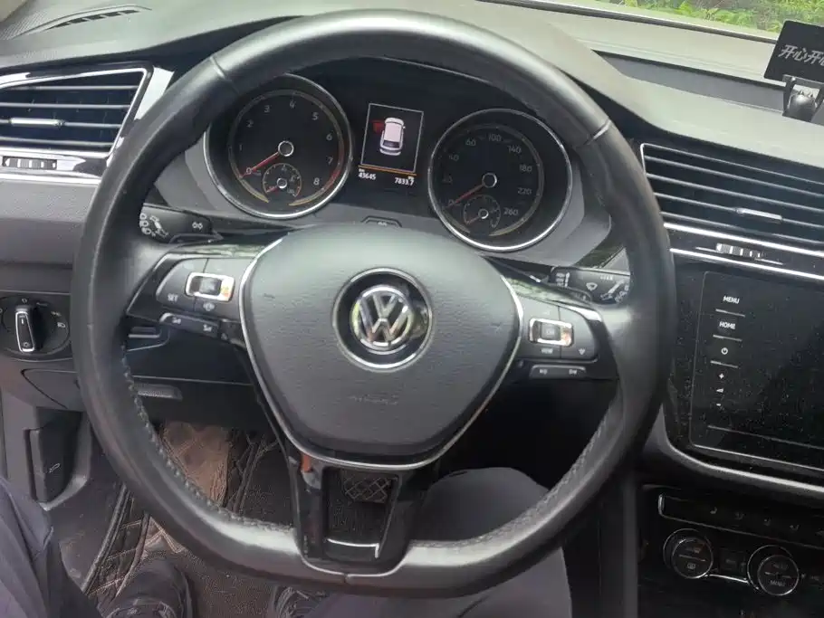 Volkswagen Tiguan L 2019 — фото 15