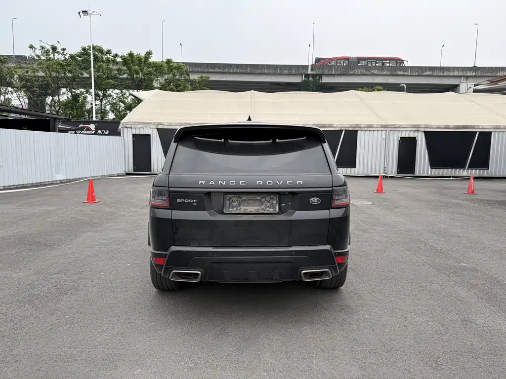 Land Rover Sport 2020 — фото 10