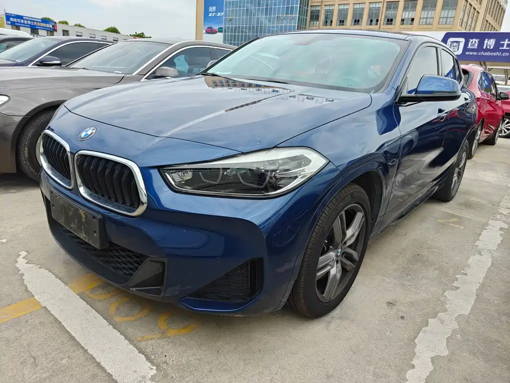 BMW X2 2021 — фото 1