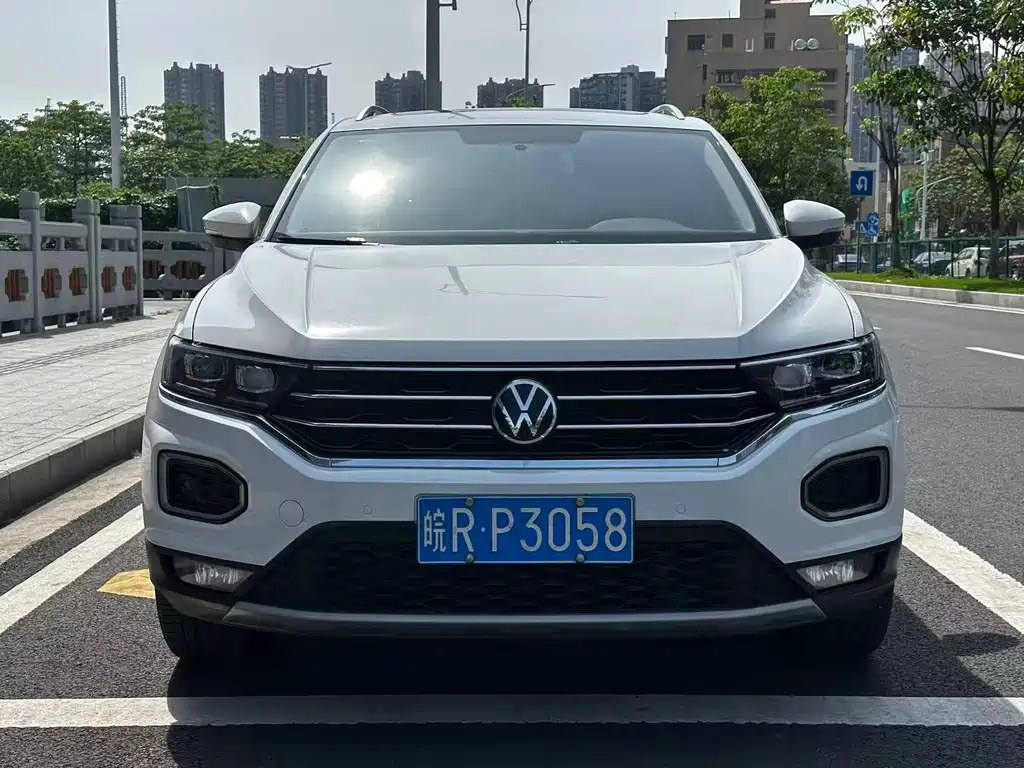 Volkswagen T-Roc 2022 — фото 3