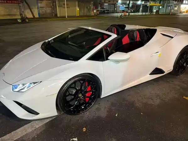 Lamborghini Huracan 2023