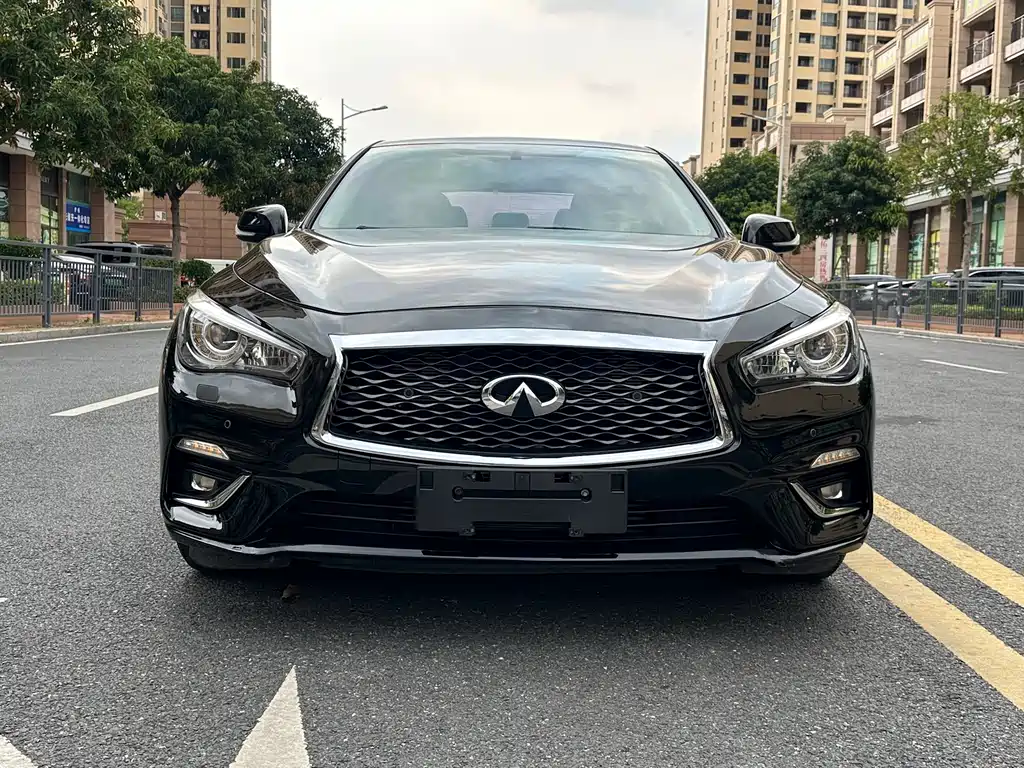 Infiniti Q50L 2018 — фото 2