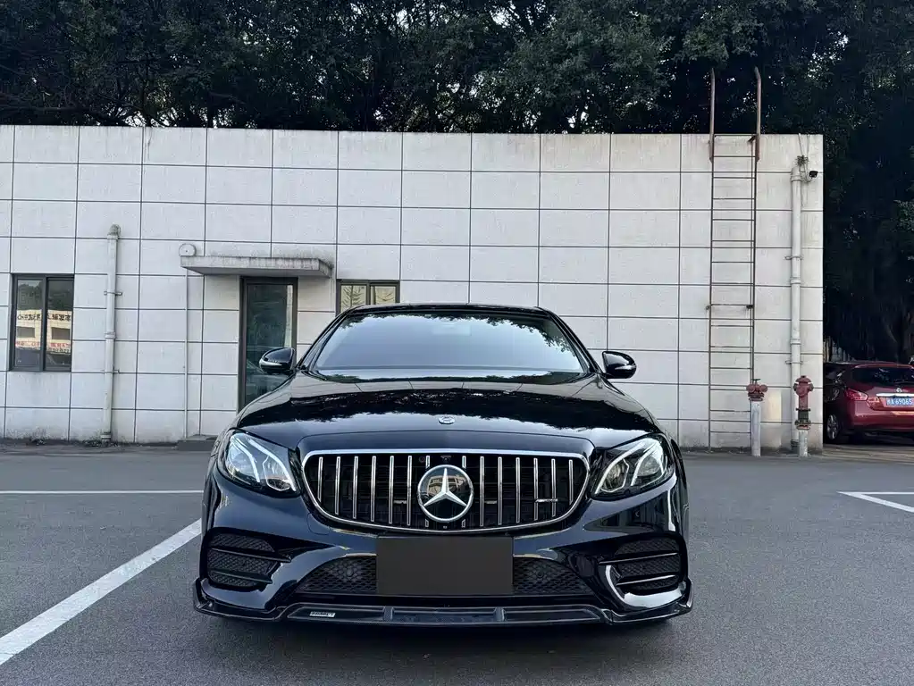 Mercedes-Benz E-Class 2019 — фото 2