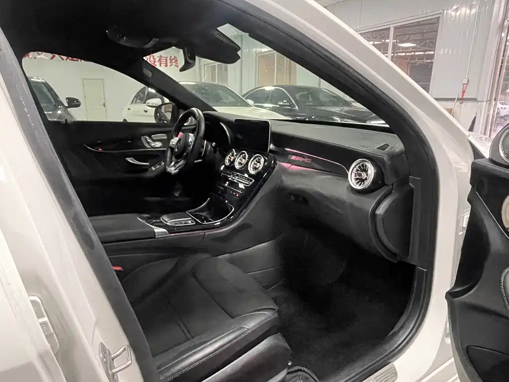 Mercedes-Benz C-Class AMG 2021 — фото 7