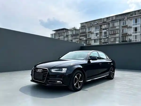 Audi A4L 2013