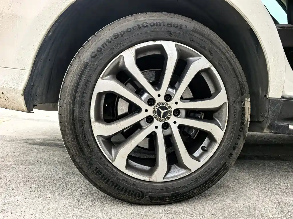 Mercedes-Benz GLE 2017 — фото 11
