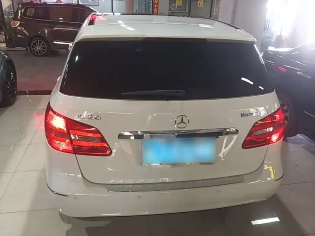 Mercedes-Benz B-Class 2016 — фото 6