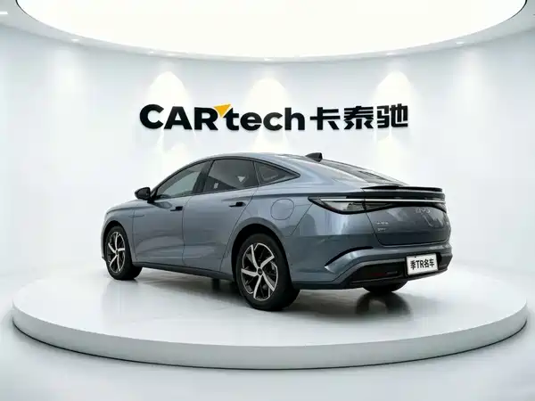 BYD Seal 07 DM-i 2025