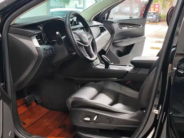 Cadillac XT5 2016
